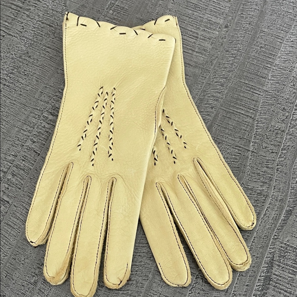 Vintage Deerskin Women’s Driving Gloves